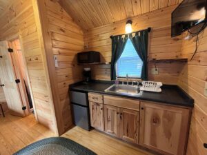 Studio Log Camping Cabin 211